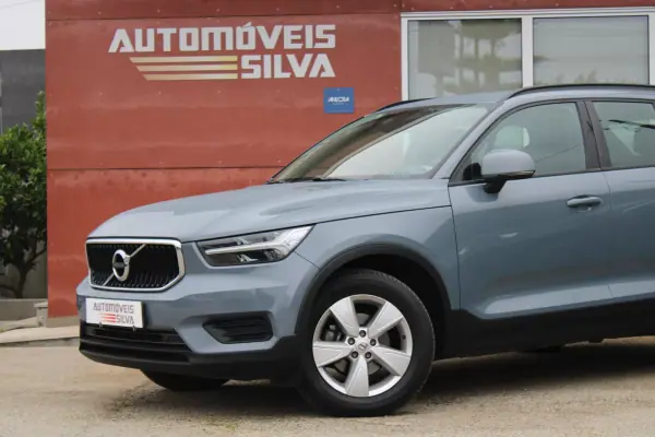 Volvo XC 40 2019 - 18900 EUR, 212000 km - AUTO.MOTO.pt - 212000km - foto 4 de 30