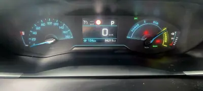 Peugeot e-208 2020 - 15750 EUR, 56000 km - AUTO.MOTO.pt - 56000km - foto 19 de 41