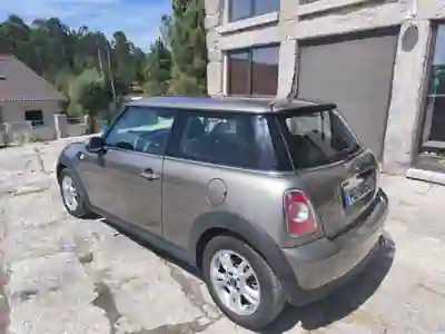 MINI Cooper 2014 - 10500 EUR, 199000 km - foto 5 de 9
