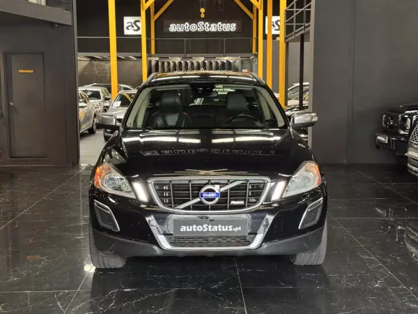 Volvo XC 60 2012 - 16990 EUR, 201000 km - AUTO.MOTO.pt - 201000km - foto 4 de 35