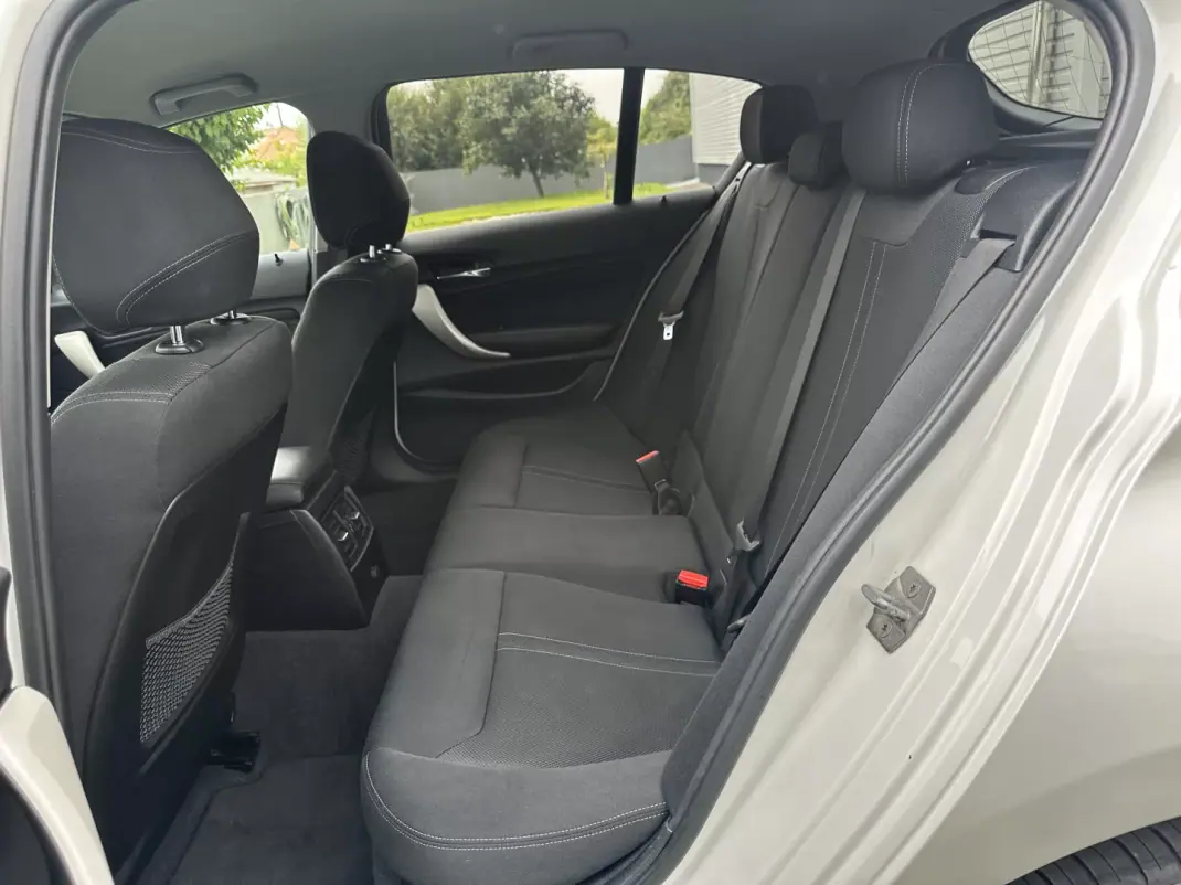 BMW 116 2016 - 17000 EUR, 220000 km - AUTO.MOTO.pt - 220000km - foto 34 de 51