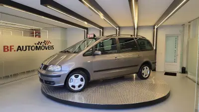SEAT Alhambra 2005 - 7500 EUR, 299890 km - AUTO.MOTO.pt - 299890km - foto 14 de 57