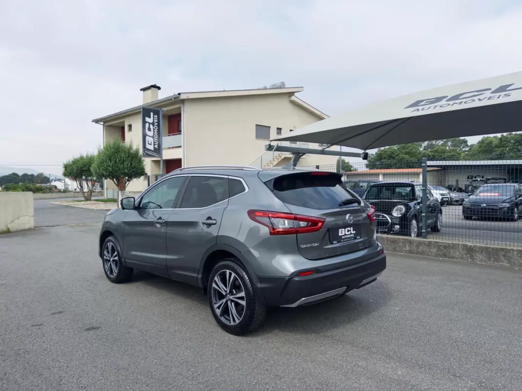 Nissan Qashqai 2018 - 18990 EUR, 123000 km - AUTO.MOTO.pt - 123000km - foto 5 de 40
