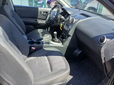 Nissan Qashqai 2011 - 8950 EUR, 149043 km - AUTO.MOTO.pt - 149043km - foto 23 de 26