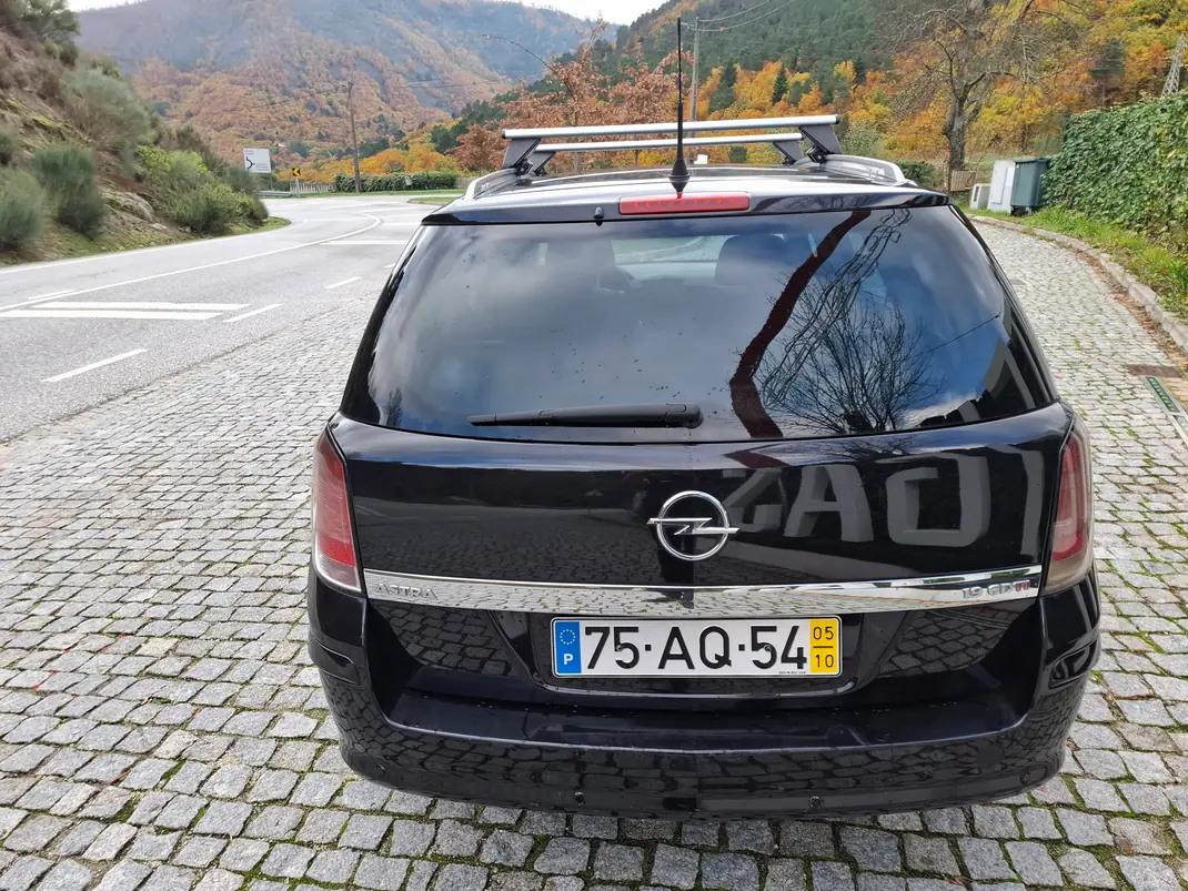 Opel Astra 2005 - 4500 EUR, 310000 km - AUTO.MOTO.pt - 310000km - foto 6 de 14