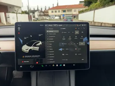 Tesla Model 3 2021 - 26490 EUR, 93800 km - AUTO.MOTO.pt - 93800km - foto 15 de 15