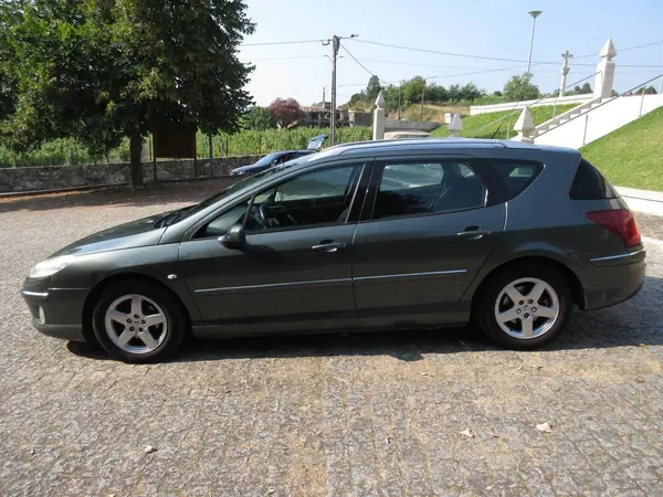 Peugeot 407 SW 2008 - 3999 EUR, 218000 km - AUTO.MOTO.pt - 218000km - foto 3 de 16