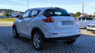 Nissan Juke 2011 - 10750 EUR, 117750 km - AUTO.MOTO.pt - 117750km - foto 7 de 10