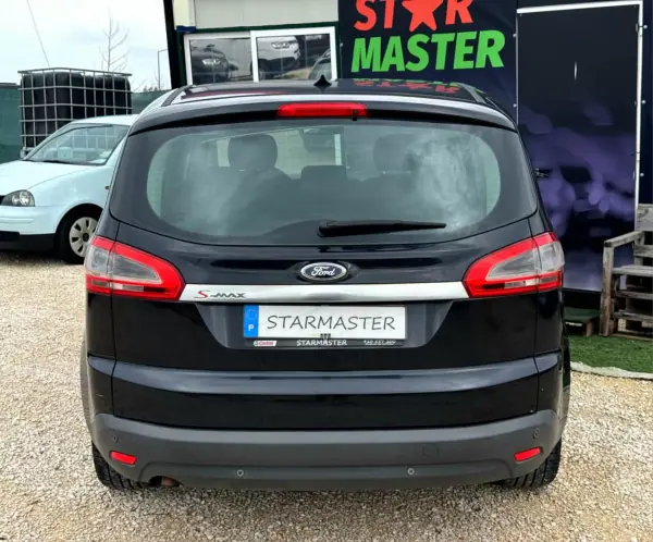 Ford S-Max 2012 - 9750 EUR, 246285 km - AUTO.MOTO.pt - 246285km - foto 6 de 17