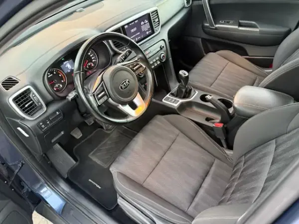Kia Sportage 2021 - 19900 EUR, 73180 km - AUTO.MOTO.pt - 73180km - foto 11 de 12