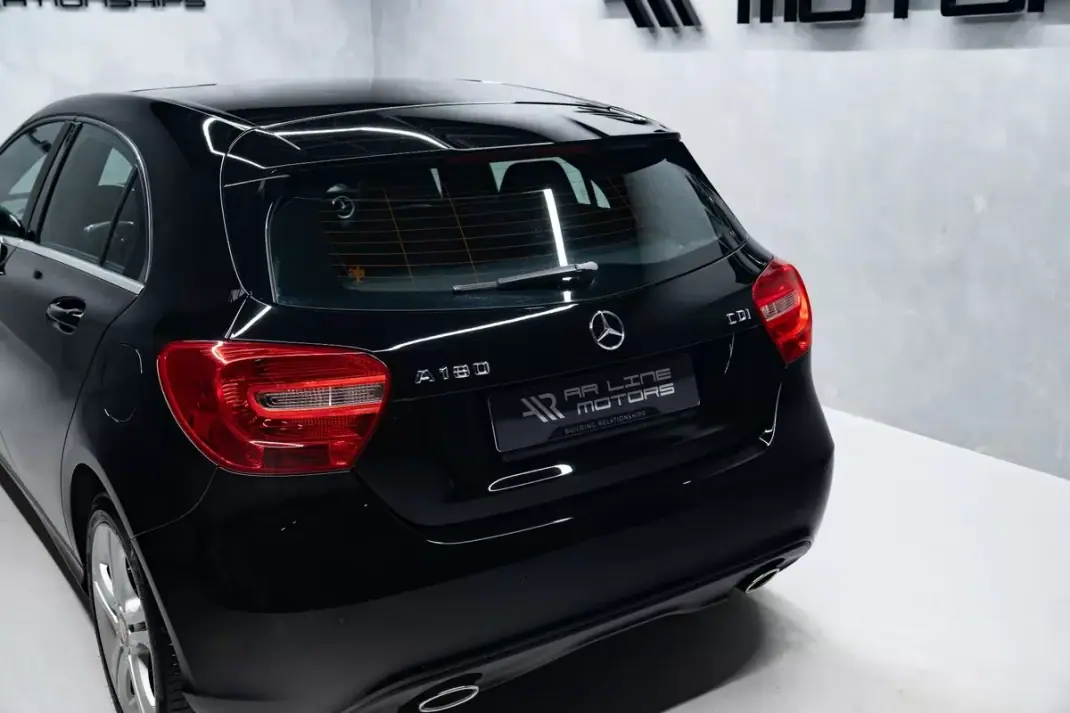 Mercedes-Benz A 180 2015 - 16950 EUR, 81000 km - AUTO.MOTO.pt - 81000km - foto 10 de 36