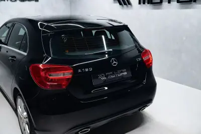 Mercedes-Benz A 180 2015 - 16950 EUR, 81000 km - AUTO.MOTO.pt - 81000km - foto 10 de 36