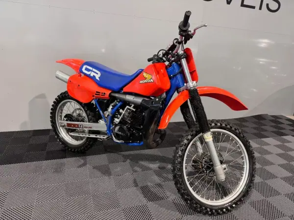Honda CR 125R 1984 - 13500 EUR, 0 km - AUTO.MOTO.pt - foto 2 de 17