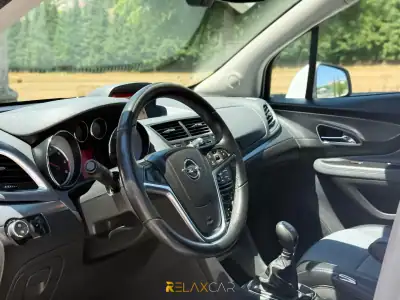 Opel Mokka 2016 - 13500 EUR, 113400 km - AUTO.MOTO.pt - 113400km - foto 10 de 20