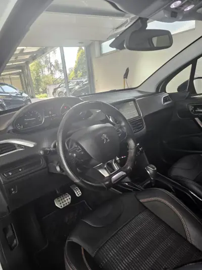 Peugeot 2008 2019 - 12850 EUR, 138694 km - AUTO.MOTO.pt - 138694km - foto 21 de 35