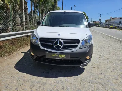 Mercedes-Benz 2014 - 7650 EUR, 170000 km - AUTO.MOTO.pt - 170000km - foto 5 de 8