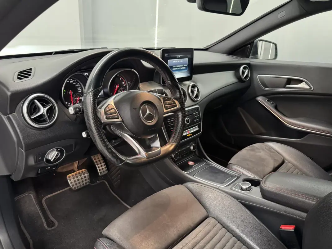 Mercedes-Benz CLA 220 2016 - 19890 EUR, 212000 km - AUTO.MOTO.pt - 212000km - foto 16 de 23