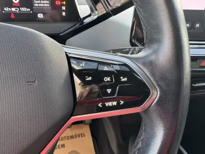 Volkswagen ID.3 2020 - 19500 EUR, 94000 km - AUTO.MOTO.pt - 94000km - foto 34 de 44