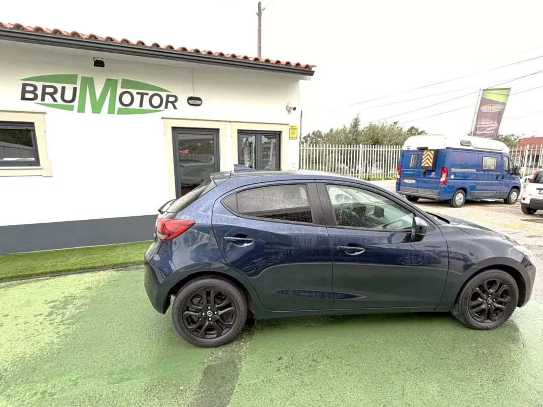 Mazda 2 2019 - 14350 EUR, 55422 km - AUTO.MOTO.pt - 55422km - foto 5 de 17