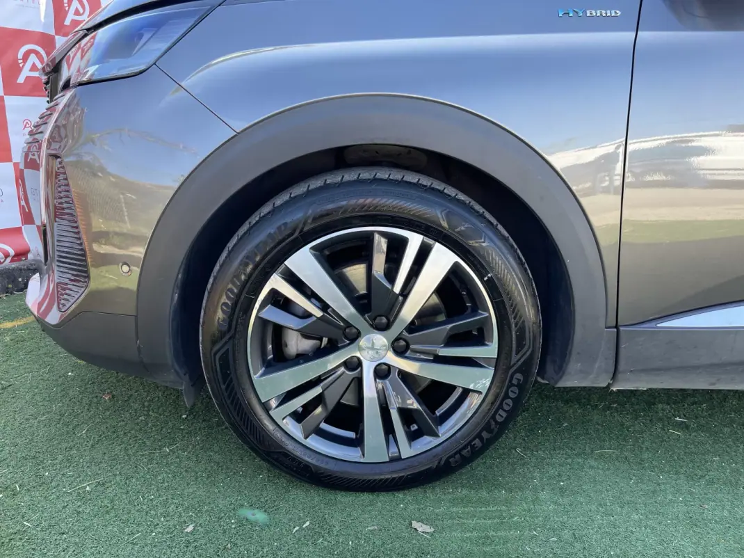 Peugeot 3008 2021 - 23990 EUR, 89615 km - AUTO.MOTO.pt - 89615km - foto 7 de 28