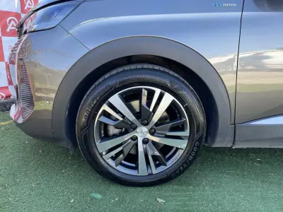 Peugeot 3008 2021 - 23990 EUR, 89615 km - AUTO.MOTO.pt - 89615km - foto 7 de 28