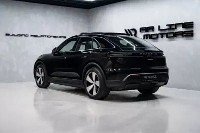 Porsche Macan 2025 - 74950 EUR, 22000 km - 22000km - foto 9 de 55