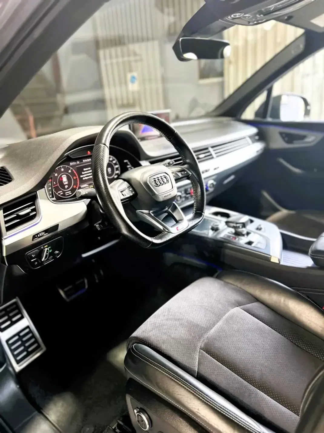 Audi Q7 2016 - 41000 EUR, 139000 km - AUTO.MOTO.pt - 139000km - foto 15 de 44