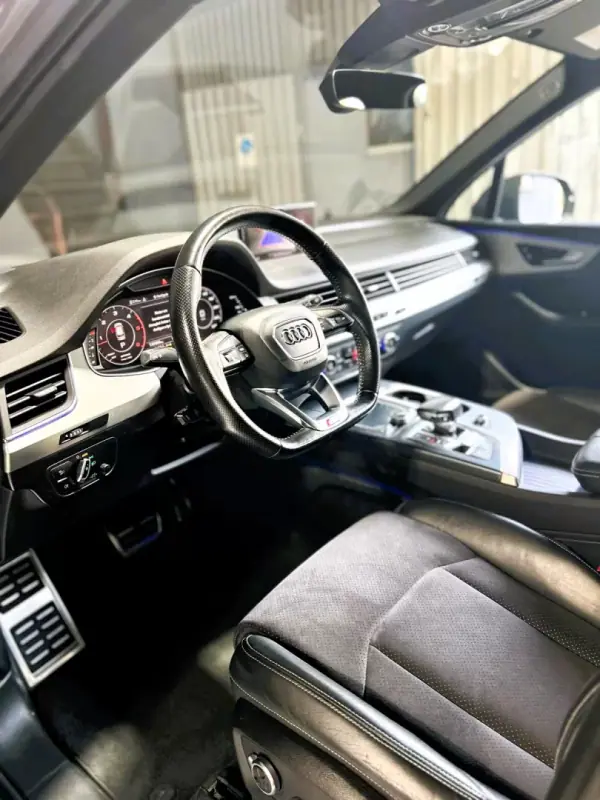 Audi Q7 2016 - 41000 EUR, 139000 km - AUTO.MOTO.pt - 139000km - foto 15 de 44