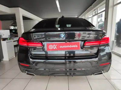BMW 530e 2022 - 35650 EUR, 99990 km - AUTO.MOTO.pt - 99990km - foto 9 de 37