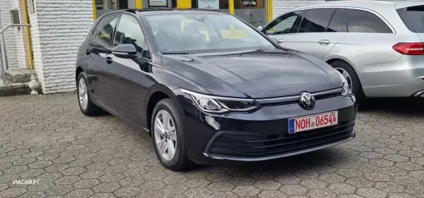 Volkswagen Golf 2021 - 18450 EUR, 93080 km - AUTO.MOTO.pt - 93080km - foto 7 de 23
