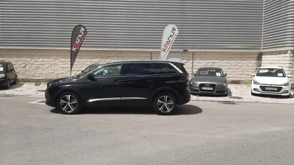 Peugeot 5008 2022 - 24980 EUR, 71410 km - AUTO.MOTO.pt - 71410km - foto 26 de 57