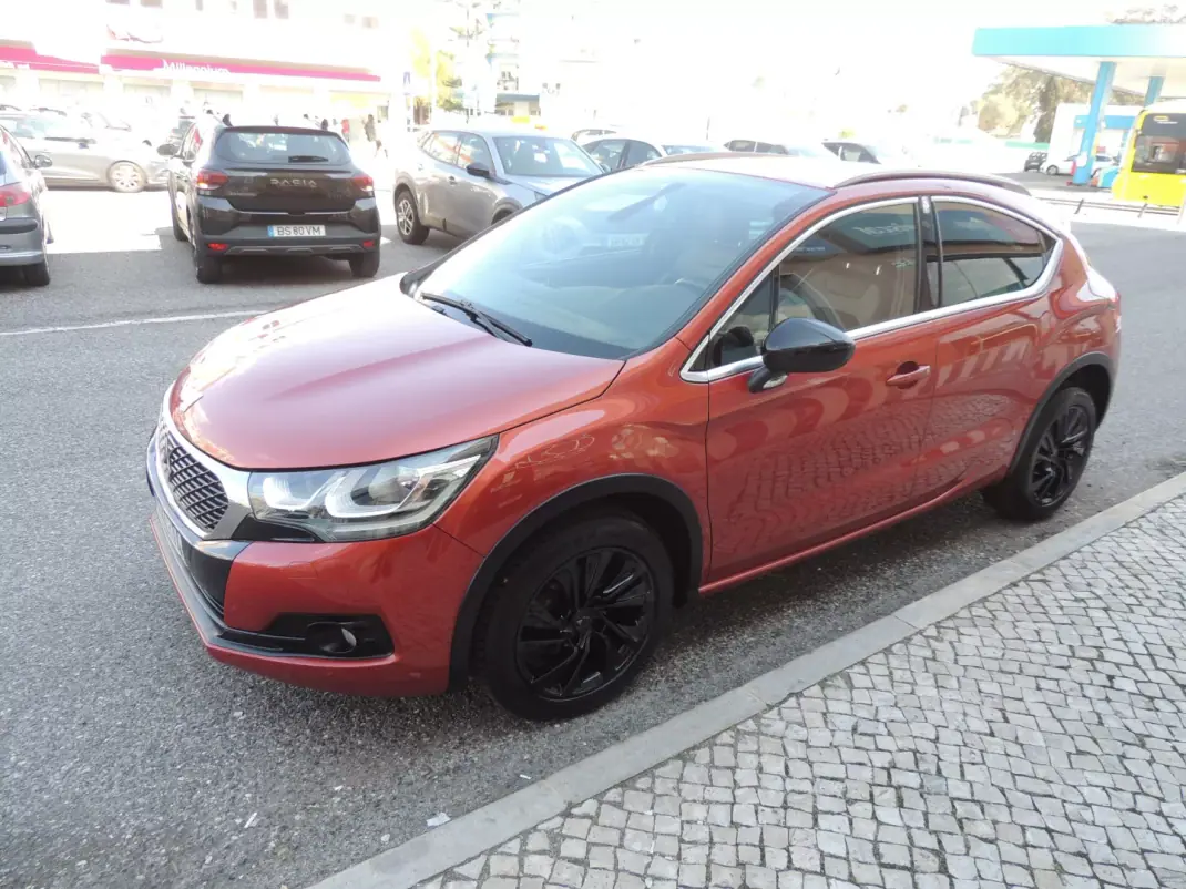 DS DS4 Crossback 2017 - 15750 EUR, 75600 km - AUTO.MOTO.pt - 75600km - foto 3 de 21