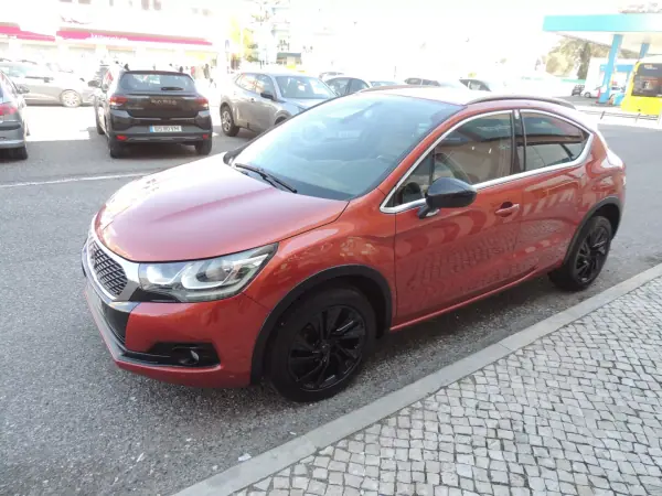 DS DS4 Crossback 2017 - 14500 EUR, 75600 km - AUTO.MOTO.pt - 75600km - foto 3 de 21