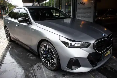 BMW i5 2023 - 74990 EUR, 17145 km - AUTO.MOTO.pt - 17145km - foto 6 de 60