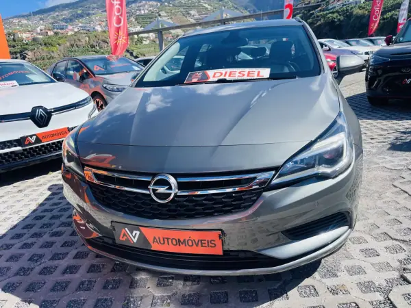 Opel Astra Caravan 2019 - 12950 EUR, 67783 km - AUTO.MOTO.pt - 67783km - foto 2 de 12