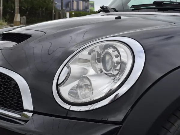MINI 3 Portas 2013 - 11990 EUR, 187017 km - AUTO.MOTO.pt - 187017km - foto 13 de 28
