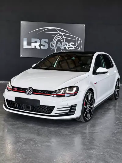 Volkswagen Golf 2015 - 23490 EUR, 96049 km - 96049km - foto 11 de 35
