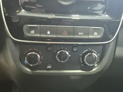 Dacia Spring 2023 - 14000 EUR, 13500 km - AUTO.MOTO.pt - 13500km - foto 16 de 22