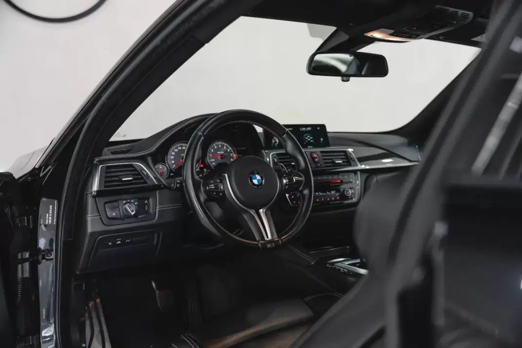 BMW M4 2016 - 59950 EUR, 97204 km - 97204km - foto 29 de 55