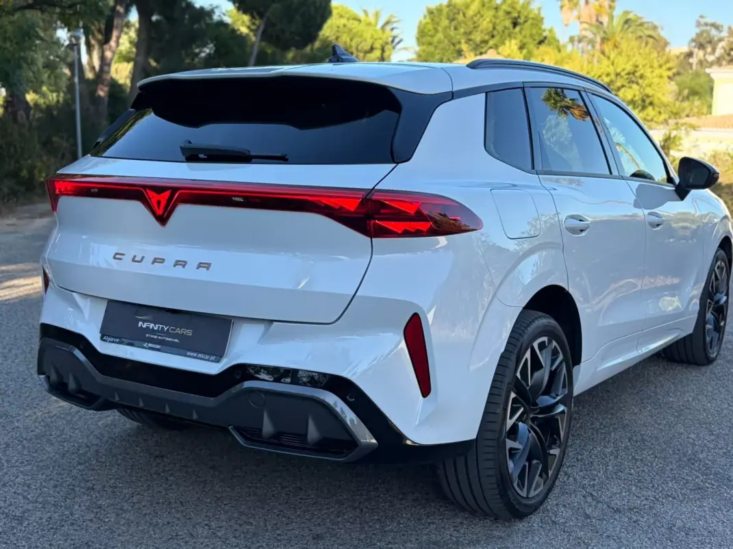 Cupra Terramar 2025 - 37999 EUR, 27000 km - 27000km - foto 7 de 20