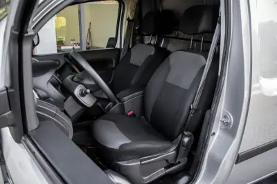 Renault Kangoo E-Tech Confort 2021 - 10900 EUR, 34967 km - AUTO.MOTO.pt - 34967km - foto 28 de 28