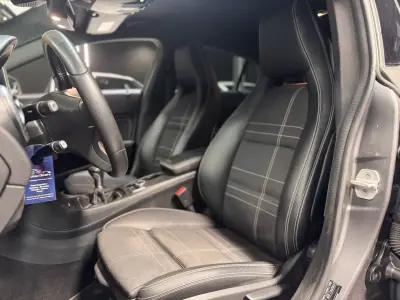 Mercedes-Benz CLA 180 2016 - 16990 EUR, 163300 km - AUTO.MOTO.pt - 163300km - foto 23 de 28