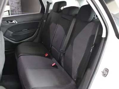 Peugeot 308 SW 2016 - 8900 EUR, 350824 km - AUTO.MOTO.pt - 350824km - foto 15 de 16