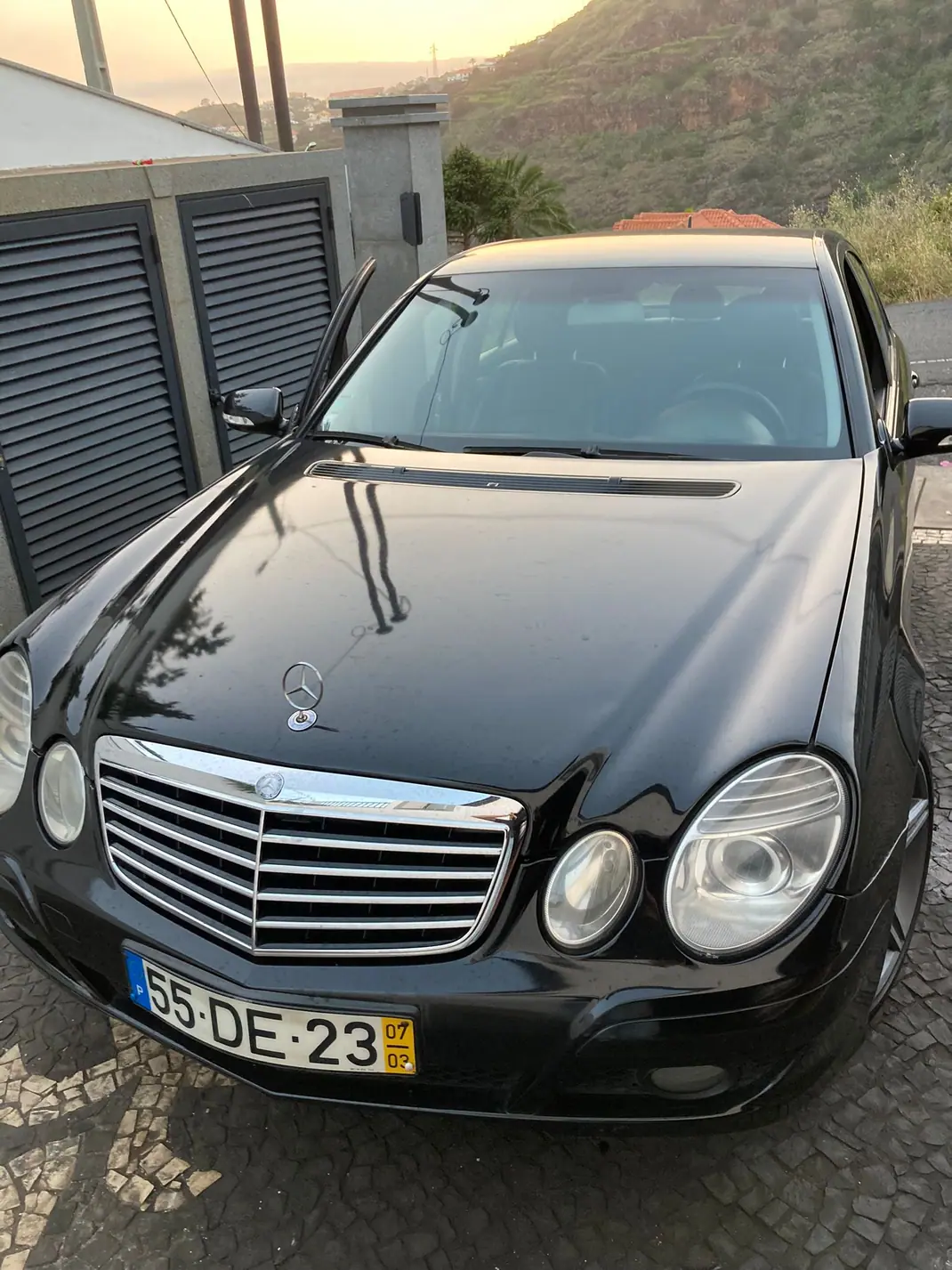 Mercedes-Benz E 220 2007 - 8950 EUR, 12000 km - AUTO.MOTO.pt - 12000km - foto 1 de 14