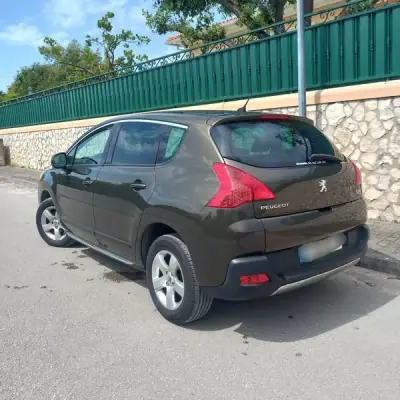 Peugeot 3008 2009 - 6500 EUR, 278000 km - AUTO.MOTO.pt - 278000km - foto 3 de 6