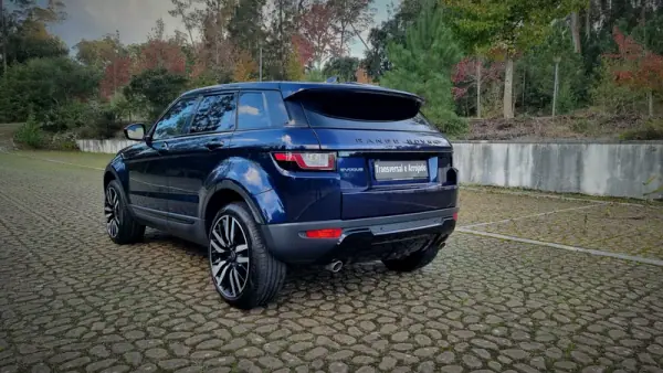 Land Rover Range Rover Evoque 2017 - 24900 EUR, 203000 km - AUTO.MOTO.pt - 203000km - foto 16 de 24