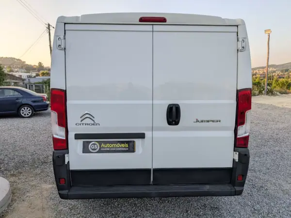 Citroën 2020 - 14990 EUR, 145000 km - AUTO.MOTO.pt - 145000km - foto 4 de 18