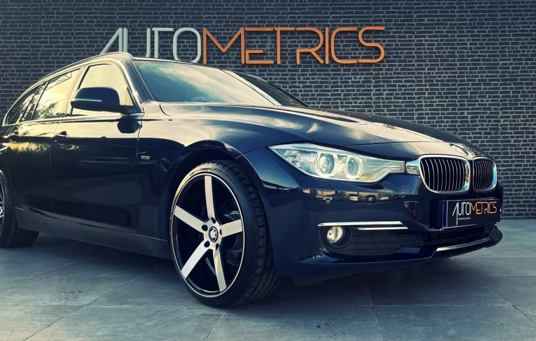 BMW 318 2014 - 14900 EUR, 127000 km - AUTO.MOTO.pt - 127000km - foto 12 de 17