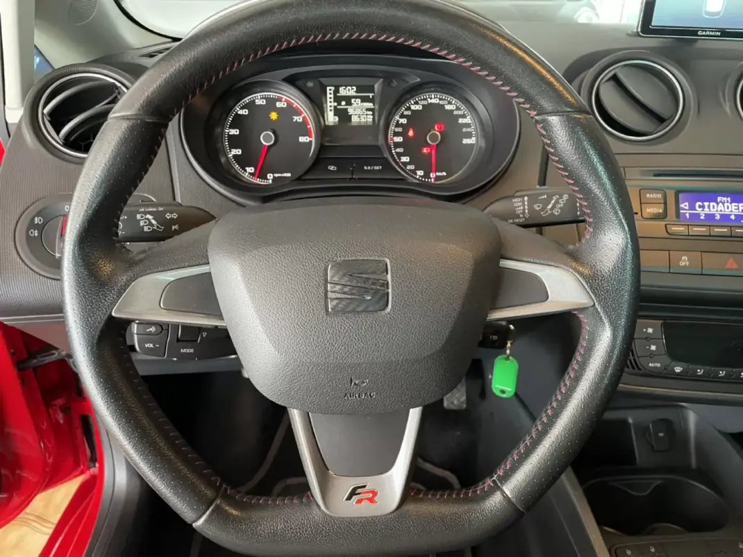 SEAT Ibiza ST 2014 - 12900 EUR, 97000 km - AUTO.MOTO.pt - 97000km - foto 21 de 27