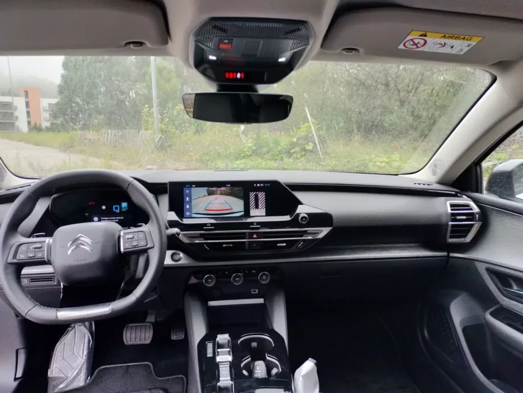 Citroën C5 X 2023 - 35000 EUR, 6500 km - AUTO.MOTO.pt - 6500km - foto 15 de 29